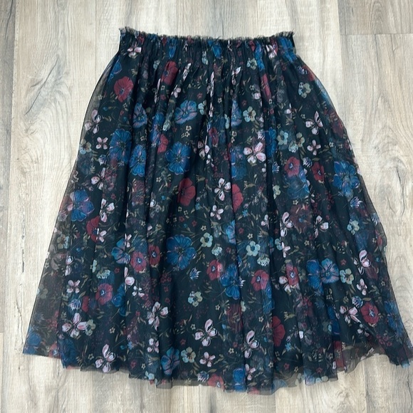 LC Lauren Conrad Dresses & Skirts - Disney Lauren Conrad Snow White black floral tulle skirt size medium